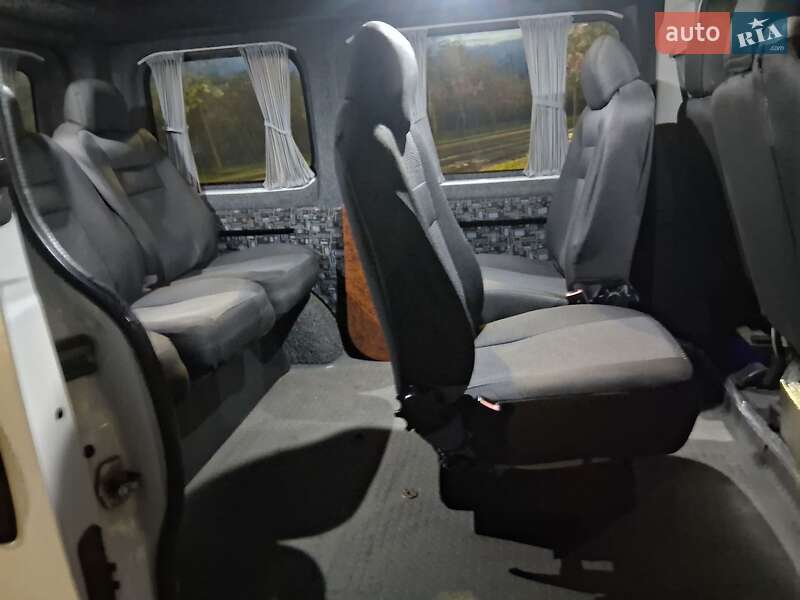 Минивэн Opel Vivaro 2008 в Николаеве