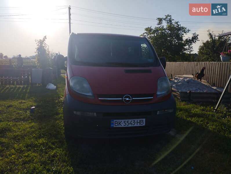Минивэн Opel Vivaro 2004 в Остроге фото 4 Минивэн Opel Vivaro 2004 в Остроге