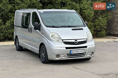 Минивэн Opel Vivaro 2009 в 