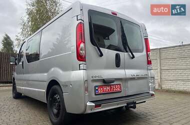 Мінівен Opel Vivaro 2012 в 