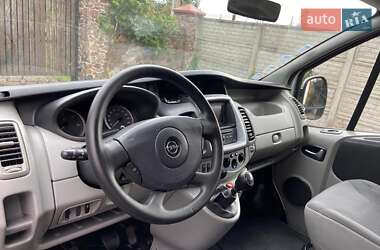 Мінівен Opel Vivaro 2012 в 