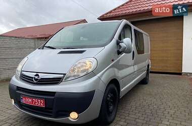 Мінівен Opel Vivaro 2012 в 