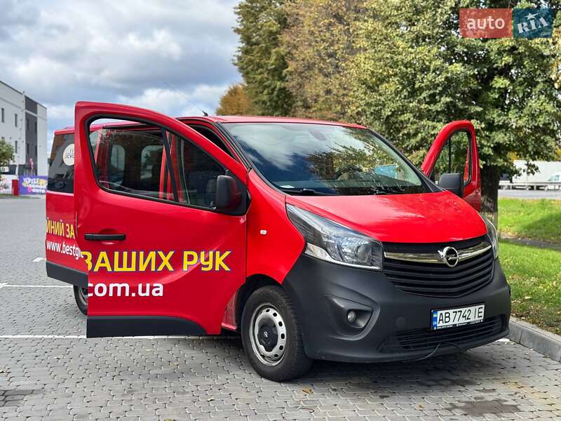 Грузовой фургон Opel Vivaro 2017 в Виннице