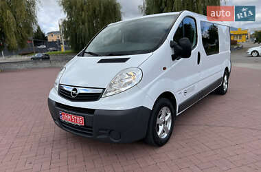 Минивэн Opel Vivaro 2014 в Ровно