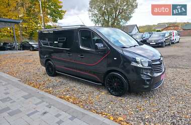 Минивэн Opel Vivaro 2015 в Ивано-Франковске