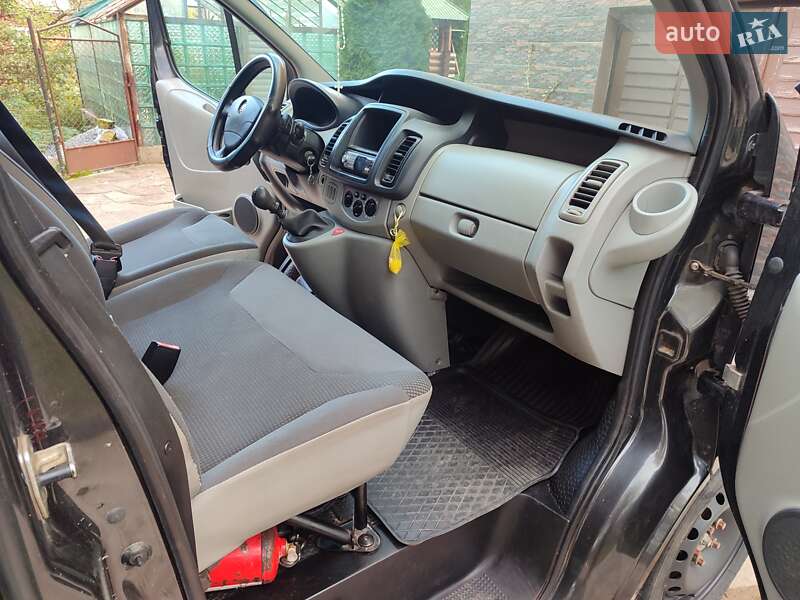 Мінівен Opel Vivaro 2012 в Бориславі