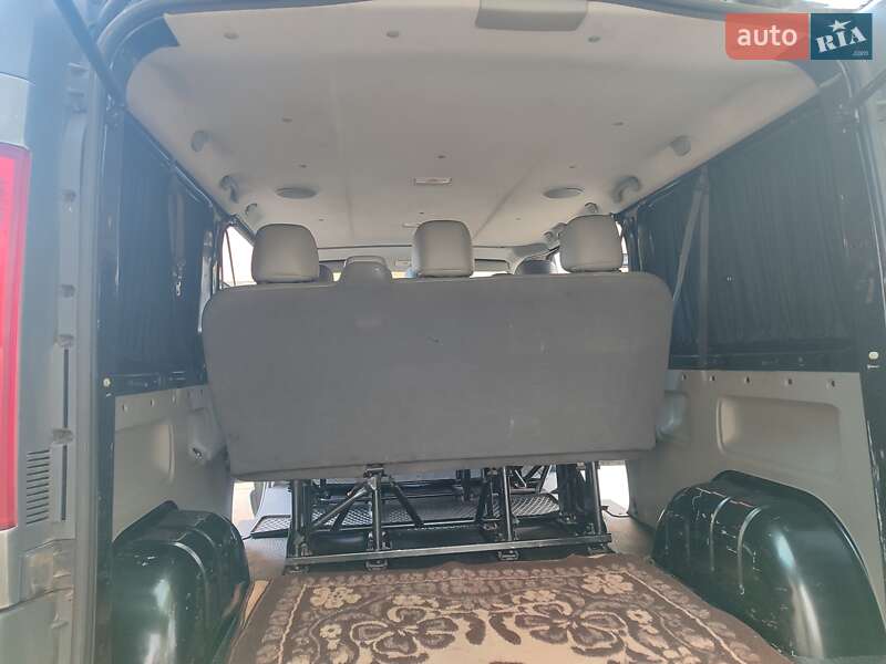 Мінівен Opel Vivaro 2012 в Бориславі
