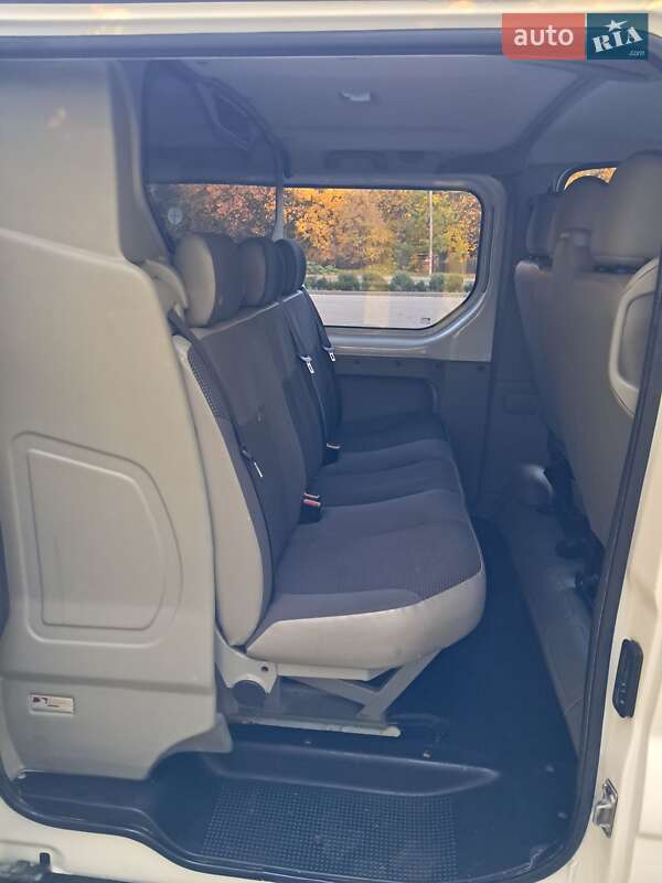 Минивэн Opel Vivaro 2013 в Виннице