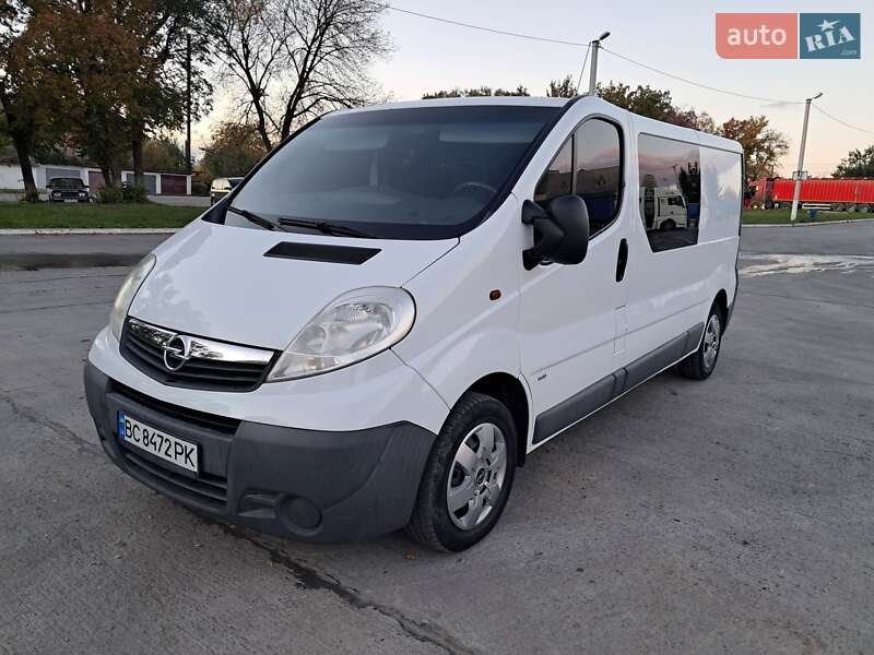 Минивэн Opel Vivaro 2013 в Виннице