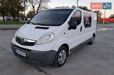 Минивэн Opel Vivaro 2013 в 