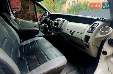 Минивэн Opel Vivaro 2004 в 