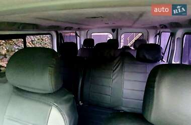 Минивэн Opel Vivaro 2004 в 
