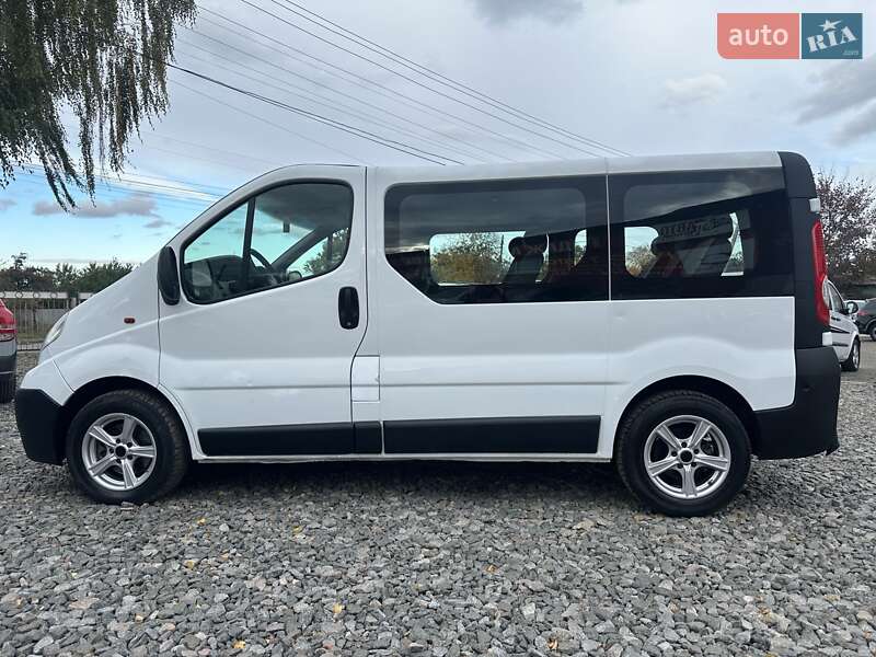 Минивэн Opel Vivaro 2007 в Смеле