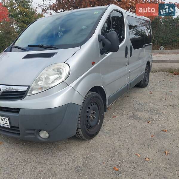 Минивэн Opel Vivaro 2008 в Покровске фото 2 Минивэн Opel Vivaro 2008 в Покровске