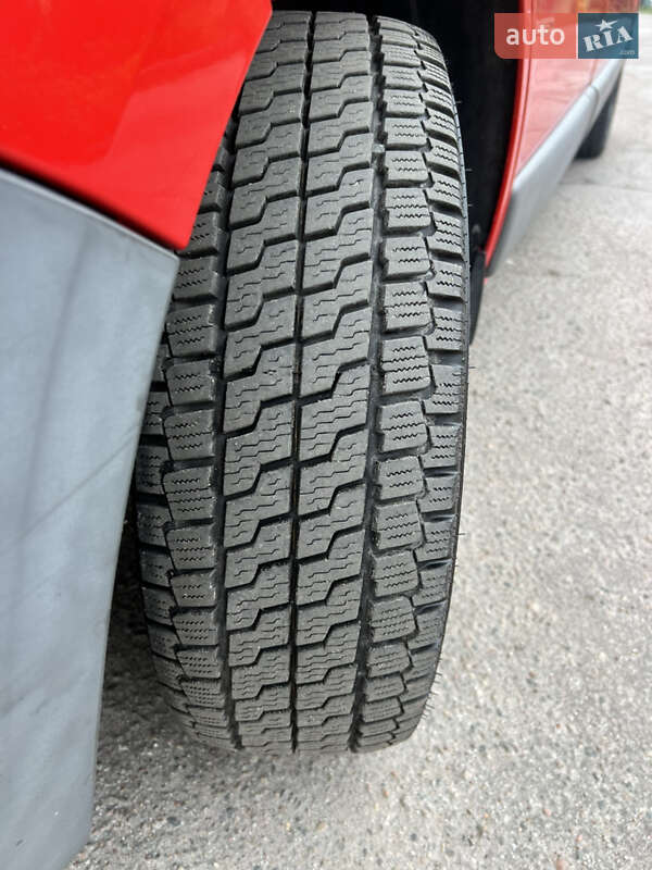 Грузовой фургон Opel Vivaro 2014 в Белой Церкви