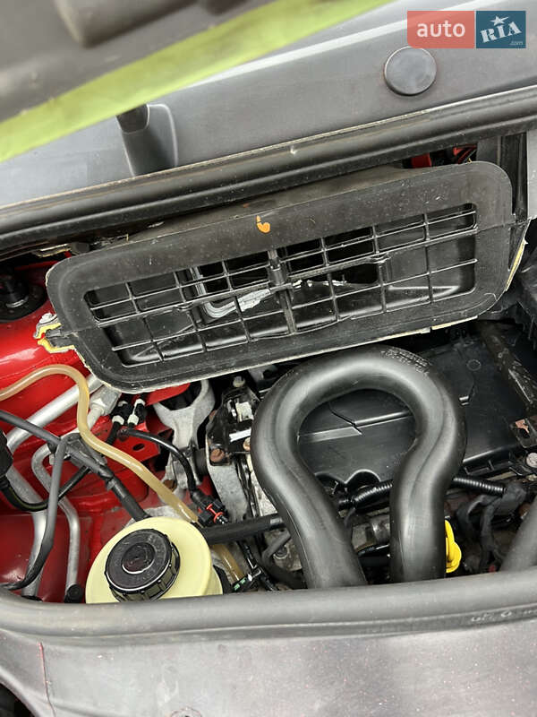 Грузовой фургон Opel Vivaro 2014 в Белой Церкви