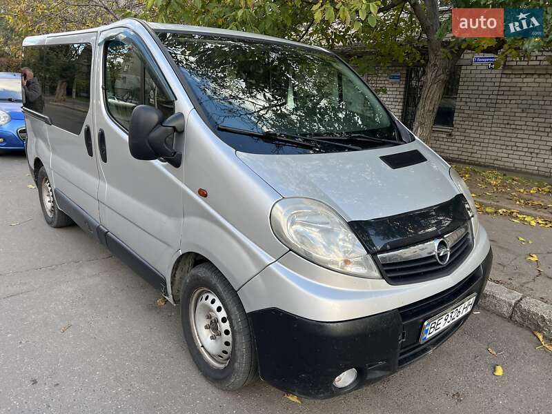 Минивэн Opel Vivaro 2007 в Николаеве