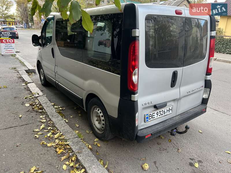 Минивэн Opel Vivaro 2007 в Николаеве
