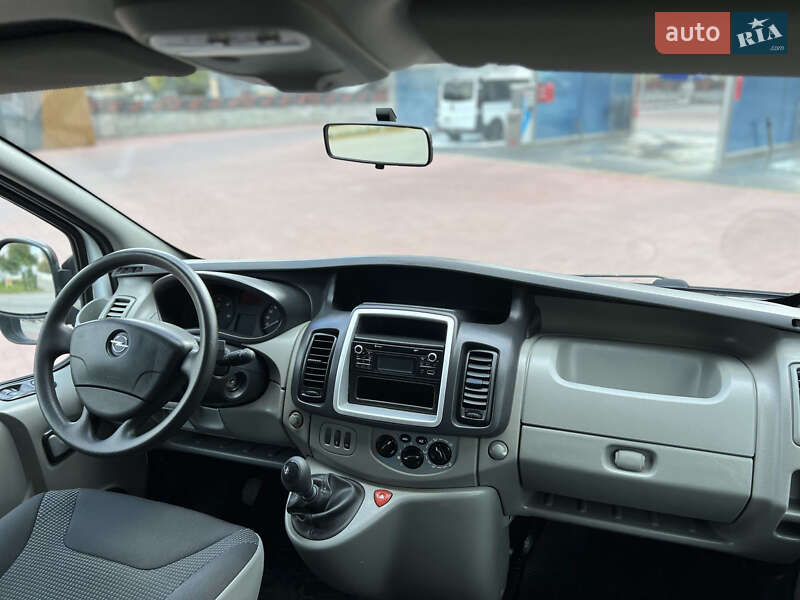 Мінівен Opel Vivaro 2014 в Рівному фото 33 Мінівен Opel Vivaro 2014 в Рівному