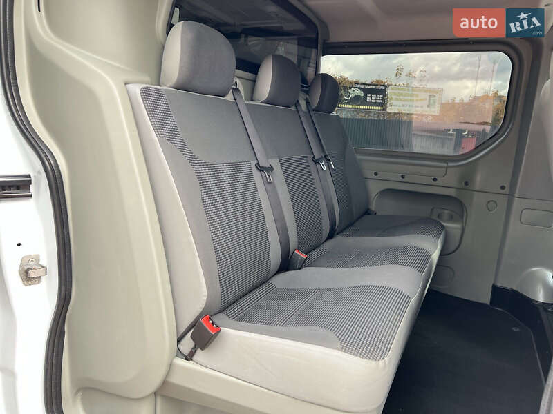 Мінівен Opel Vivaro 2014 в Рівному фото 34 Мінівен Opel Vivaro 2014 в Рівному