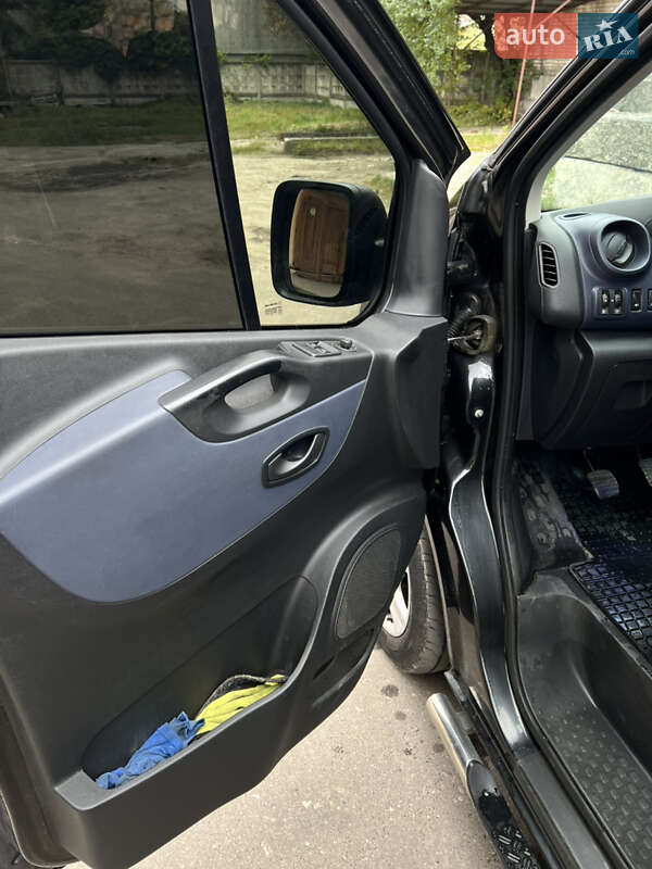 Мінівен Opel Vivaro 2017 в Львові фото 17 Мінівен Opel Vivaro 2017 в Львові