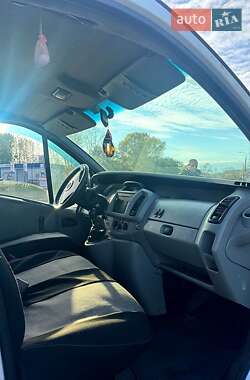 Вантажний фургон Opel Vivaro 2005 в Києві