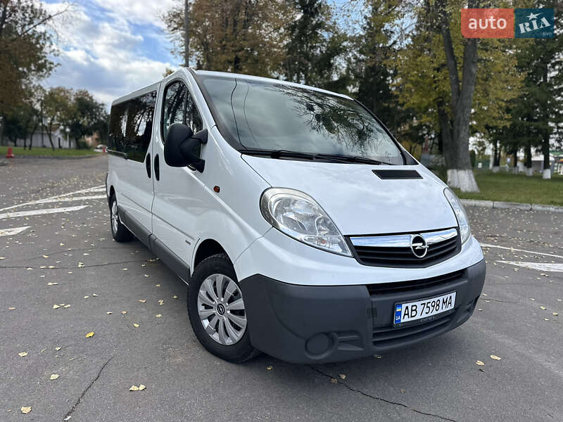 Минивэн Opel Vivaro 2014 в Виннице