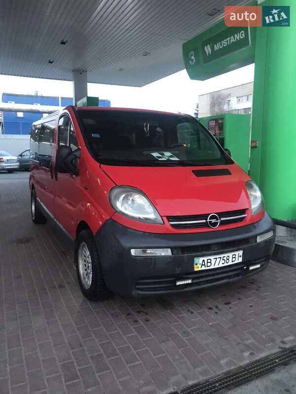 Мінівен Opel Vivaro 2002 в Вінниці