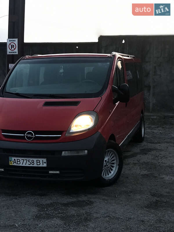 Мінівен Opel Vivaro 2002 в Вінниці