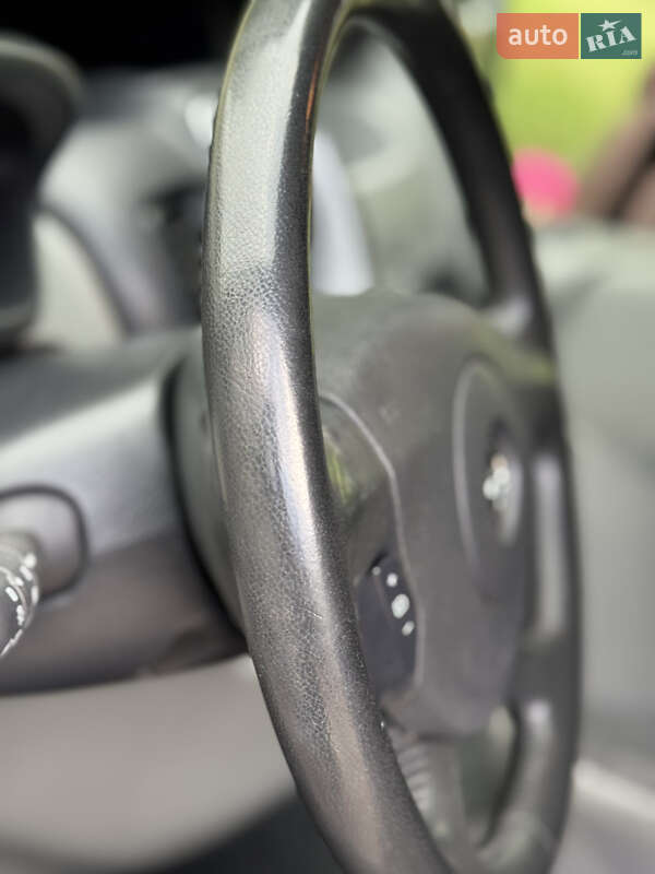 Грузовой фургон Opel Vivaro 2014 в Ровно