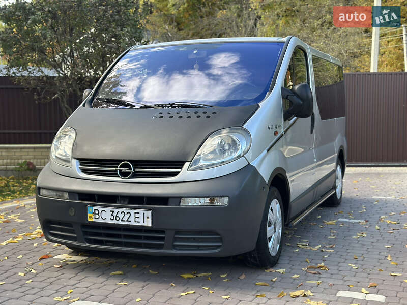 Минивэн Opel Vivaro 2002 в Косове фото 23 Минивэн Opel Vivaro 2002 в Косове