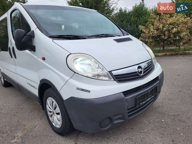 Мінівен Opel Vivaro 2007 в Хмельницькому