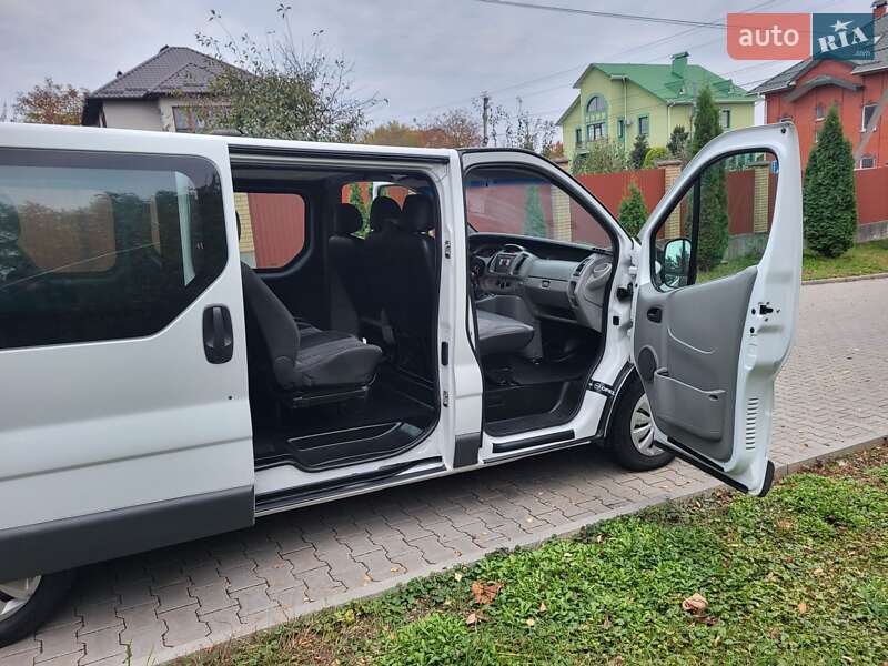 Мінівен Opel Vivaro 2007 в Хмельницькому