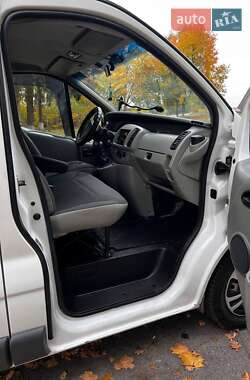 Минивэн Opel Vivaro 2005 в 