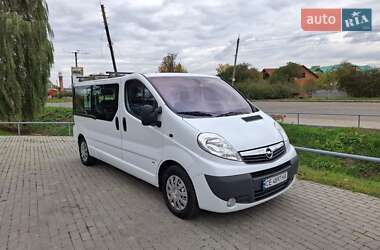 Мінівен Opel Vivaro 2012 в Чернівцях