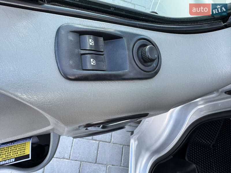 Минивэн Opel Vivaro 2011 в Ивано-Франковске фото 56 Минивэн Opel Vivaro 2011 в Ивано-Франковске