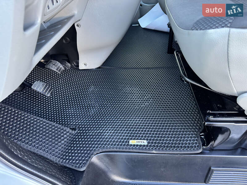 Минивэн Opel Vivaro 2011 в Ивано-Франковске фото 59 Минивэн Opel Vivaro 2011 в Ивано-Франковске