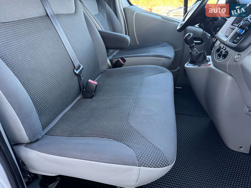 Минивэн Opel Vivaro 2011 в Ивано-Франковске фото 88 Минивэн Opel Vivaro 2011 в Ивано-Франковске