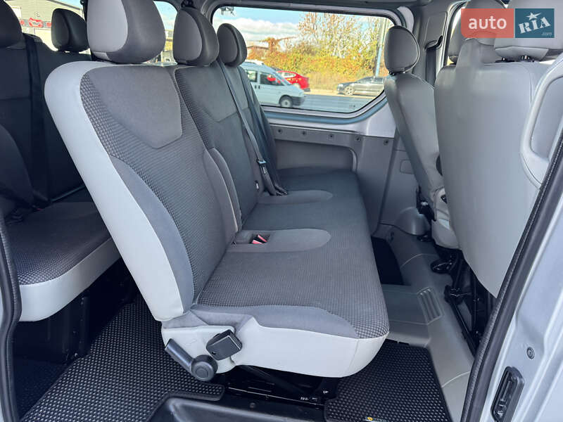 Минивэн Opel Vivaro 2011 в Ивано-Франковске фото 98 Минивэн Opel Vivaro 2011 в Ивано-Франковске