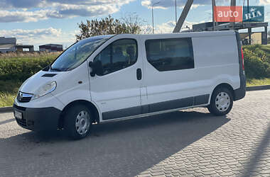 Мінівен Opel Vivaro 2012 в  фото 17 Мінівен Opel Vivaro 2012 в