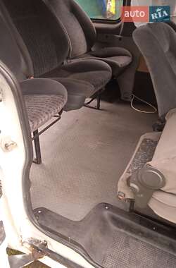 Минивэн Opel Vivaro 2004 в 