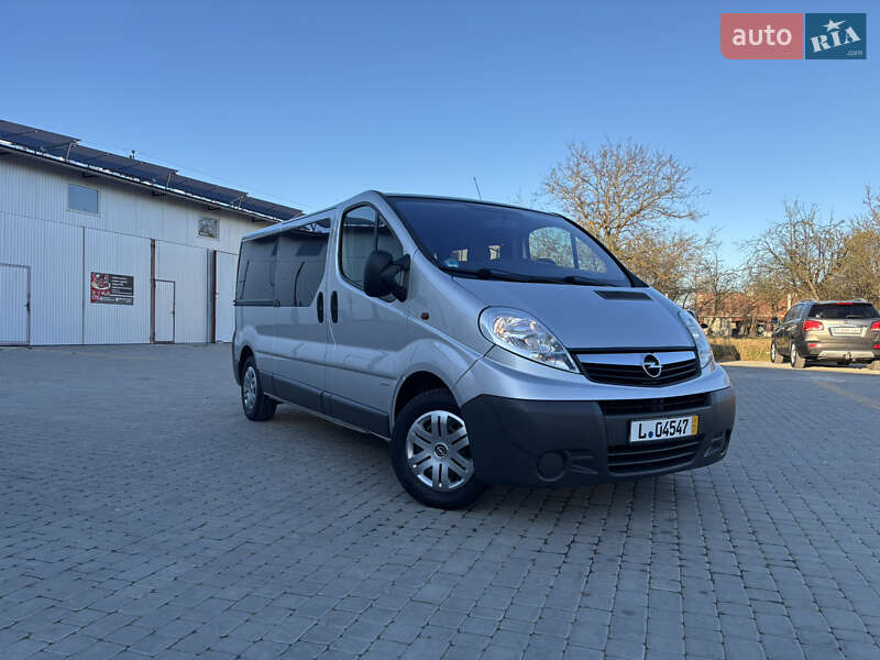 Opel Vivaro 2011 Opel Vivaro 2011