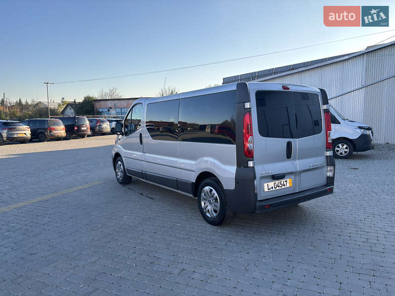 Минивэн Opel Vivaro 2011 в Коломые