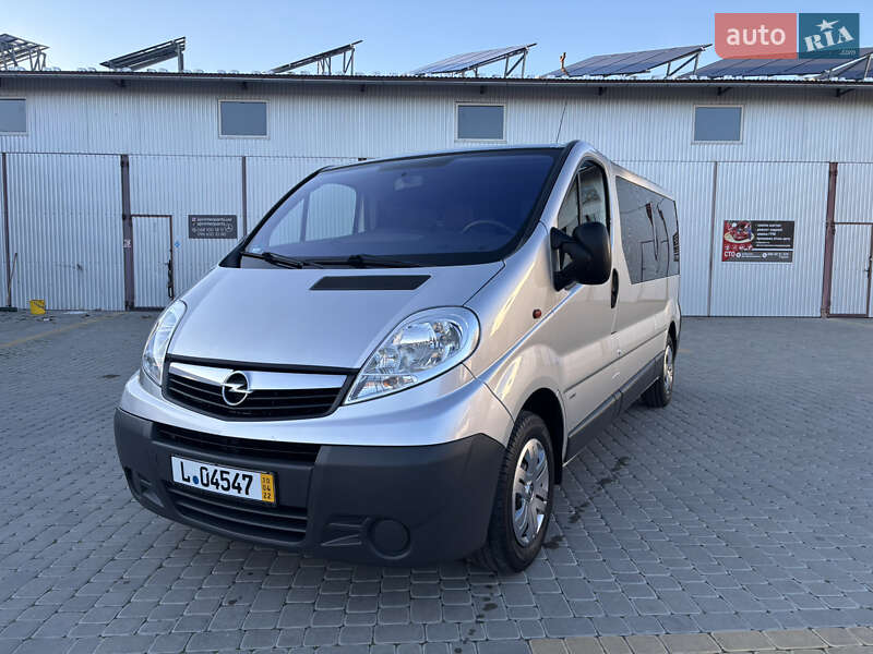 Минивэн Opel Vivaro 2011 в Коломые
