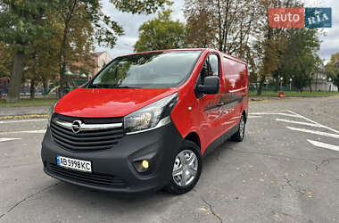 Грузовой фургон Opel Vivaro 2017 в  фото 3 Грузовой фургон Opel Vivaro 2017 в