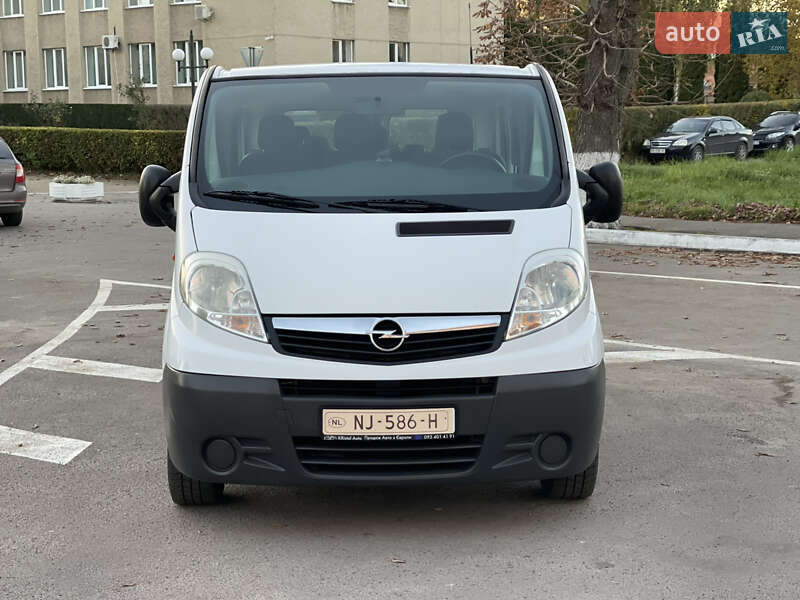 Минивэн Opel Vivaro 2011 в Радивилове