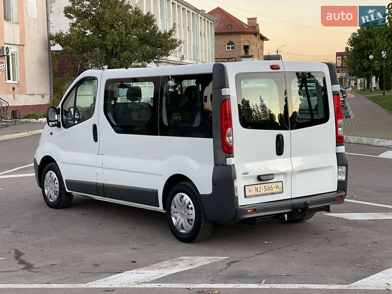 Минивэн Opel Vivaro 2011 в Радивилове