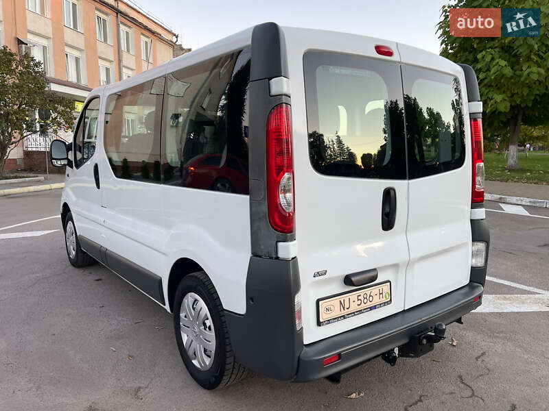 Минивэн Opel Vivaro 2011 в Радивилове