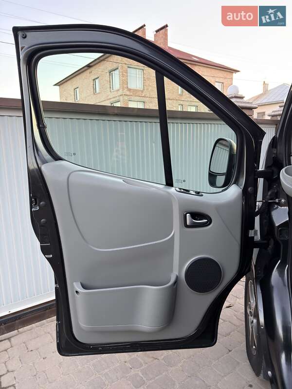 Минивэн Opel Vivaro 2013 в Черновцах фото 19 Минивэн Opel Vivaro 2013 в Черновцах