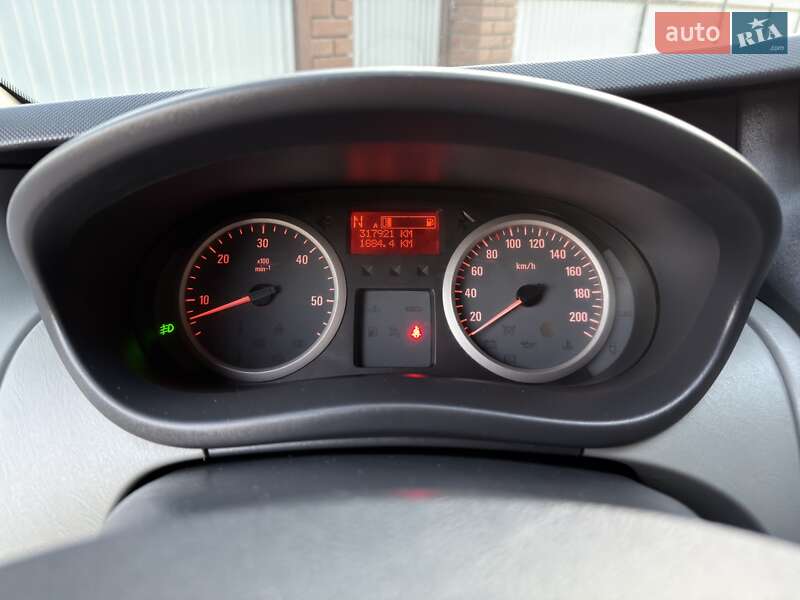 Минивэн Opel Vivaro 2013 в Черновцах фото 28 Минивэн Opel Vivaro 2013 в Черновцах